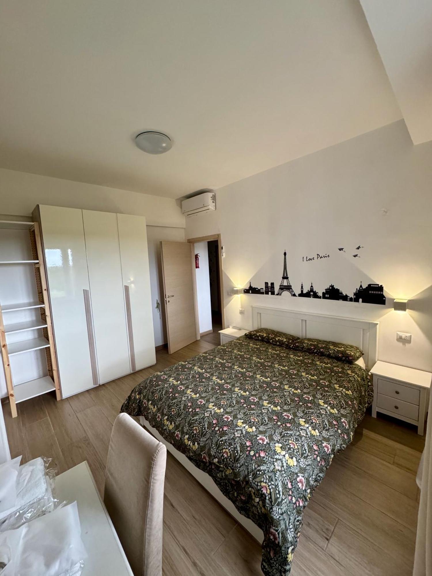 Grazioso Tiburtina - 3 Bedrooms * Roma